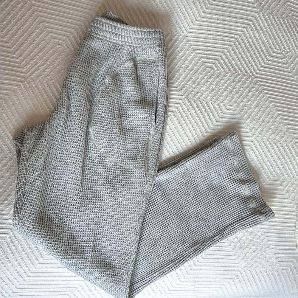 Aerie Gray Waffle Knit Pants